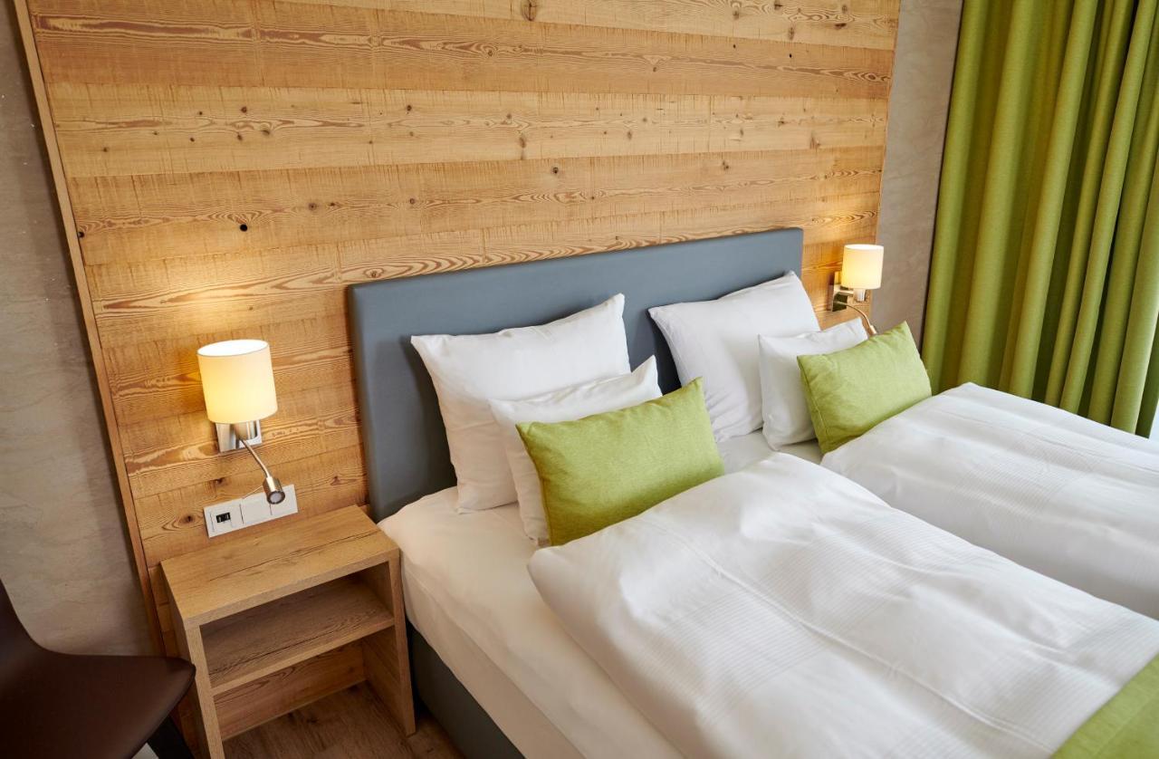 Bachhof Resort Hotel Kirchroth Экстерьер фото
